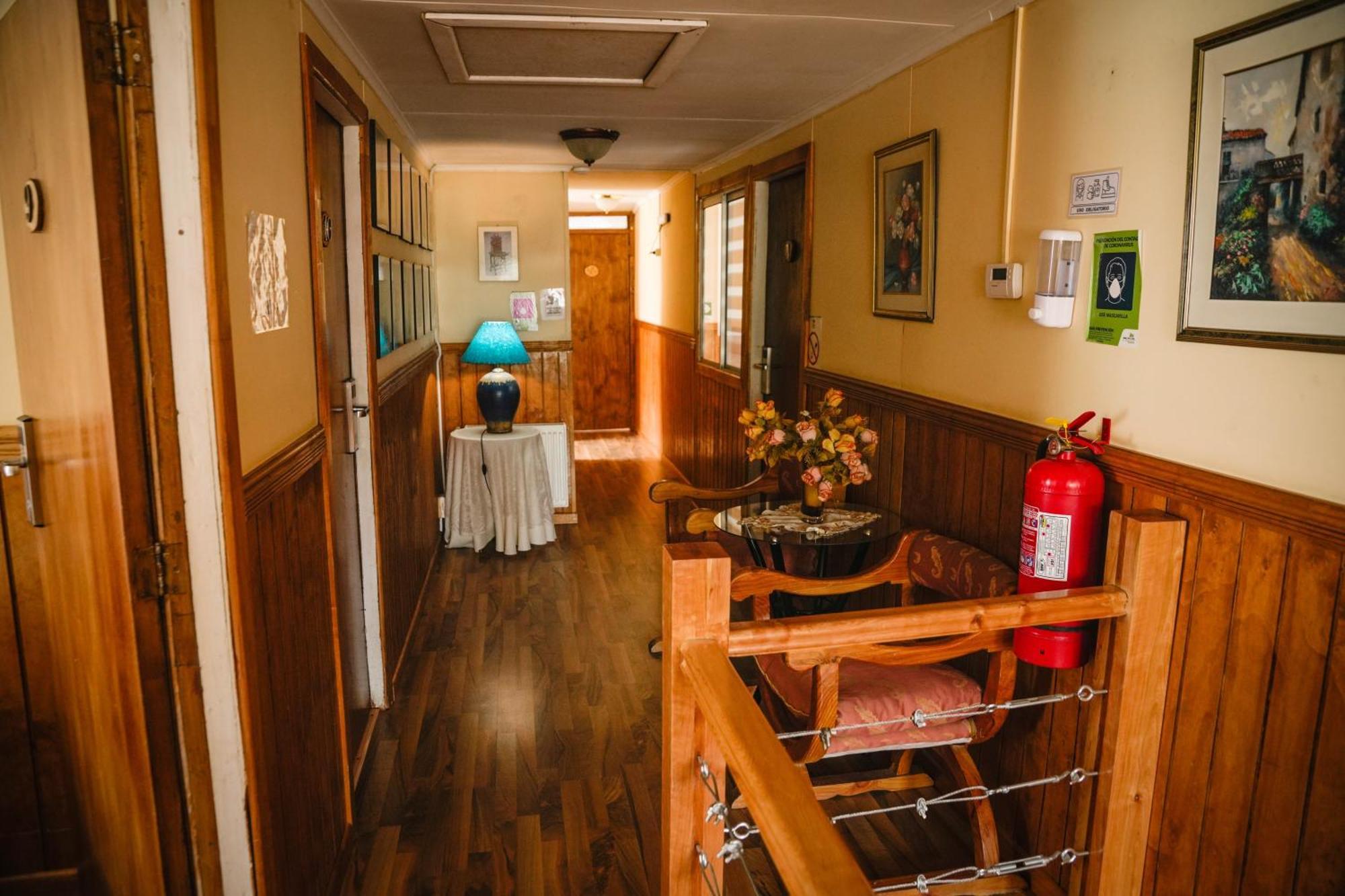 Hostal Hielo Sur Punta Arenas Exterior foto
