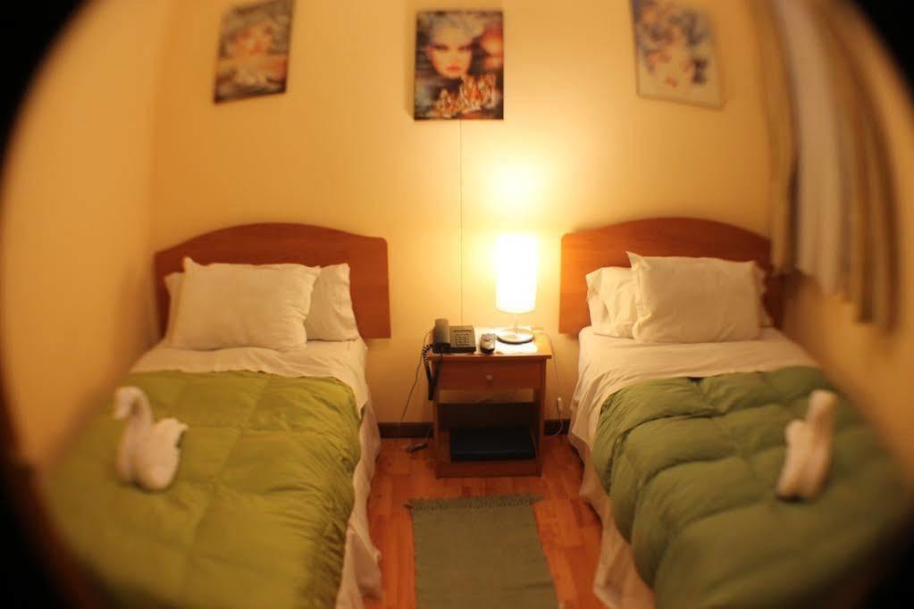 Hostal Hielo Sur Punta Arenas Exterior foto